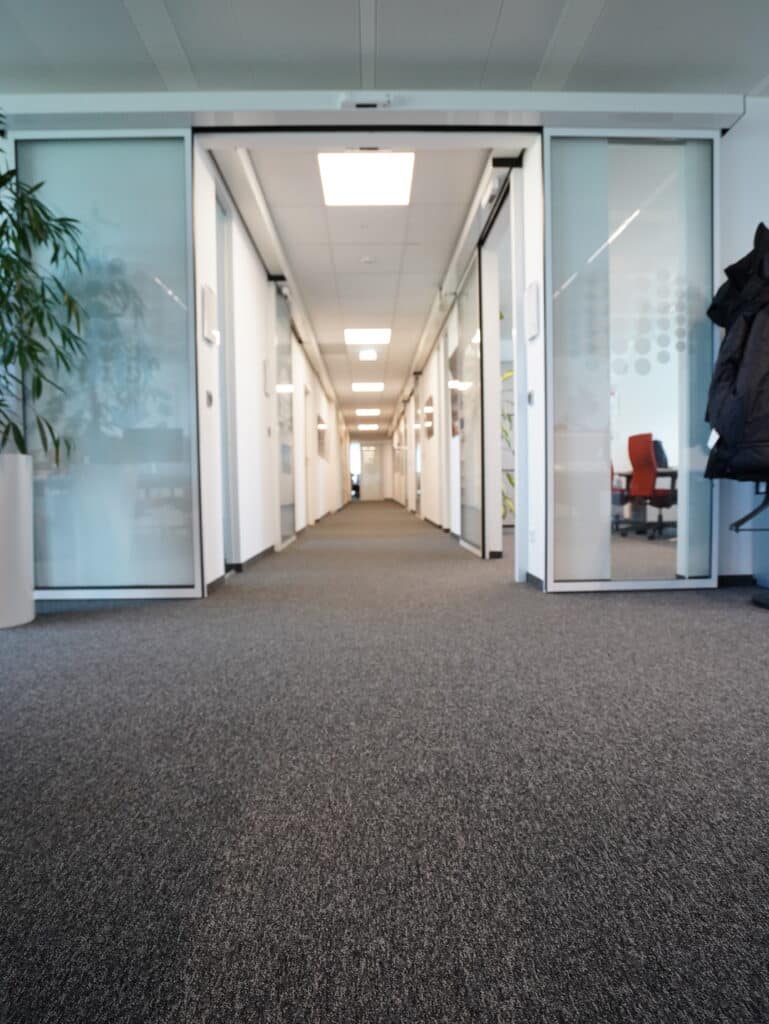 860 m² Büroflächen mit Schlossbergblick